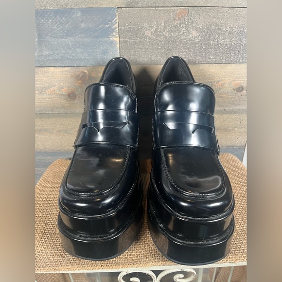 Steve Madden Black Platform Shoes - Picture 8 of 16